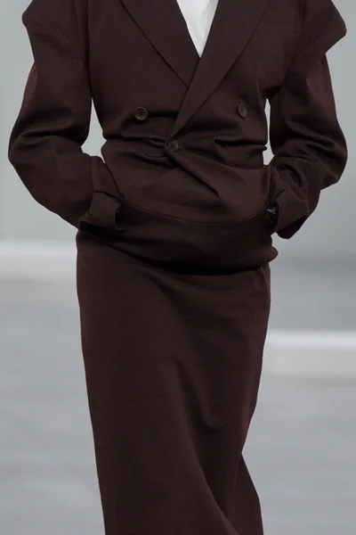 Look 33
